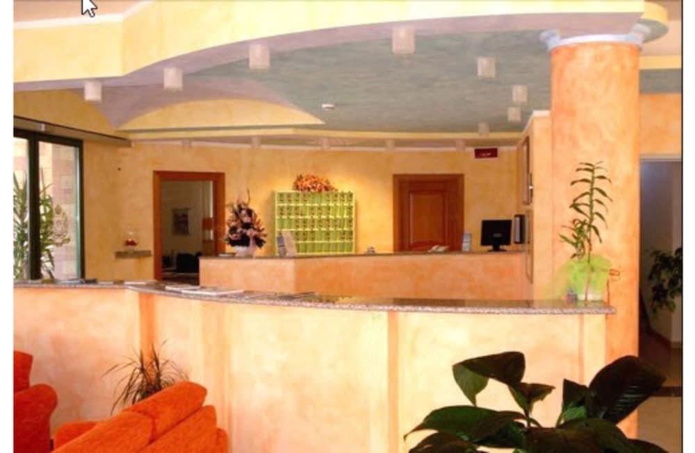 Hotel Baia Marina Orosei Buitenkant foto