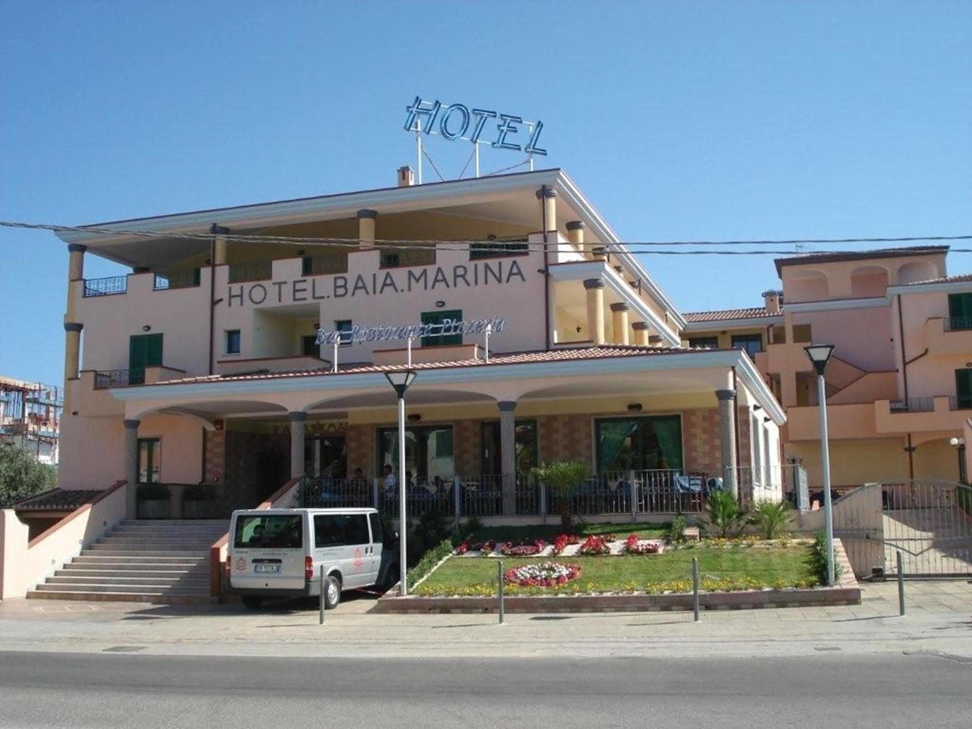 Hotel Baia Marina Orosei Buitenkant foto